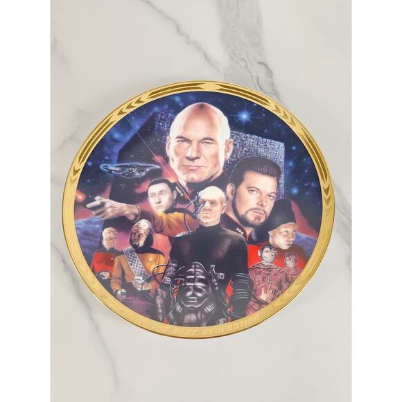 Star Trek Next Generation Picard Year 1994 Porcelain 8 1/8" Wall Decor Plate - Picture 11 of 15